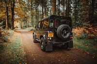 LAND ROVER DEFENDER 90