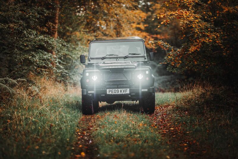 LAND ROVER DEFENDER 90