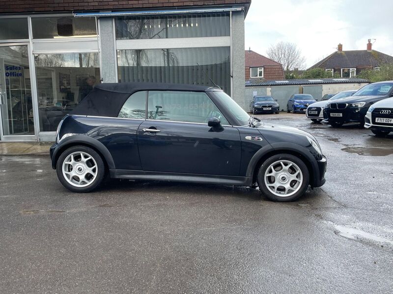 MINI CONVERTIBLE