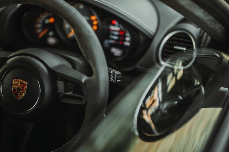 PORSCHE 718