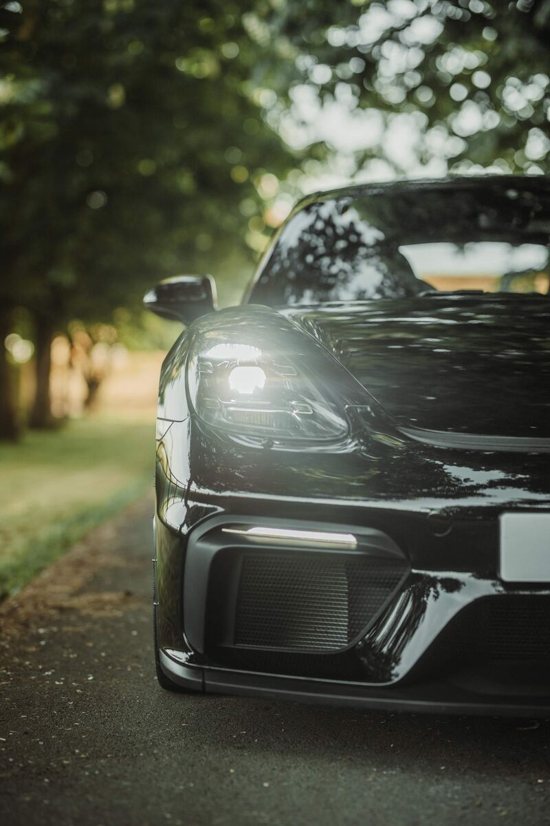 PORSCHE 718