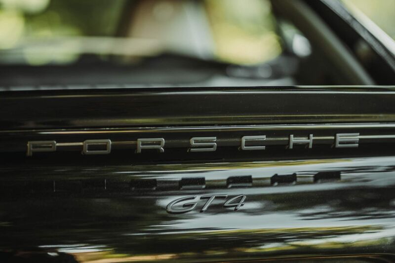 PORSCHE 718