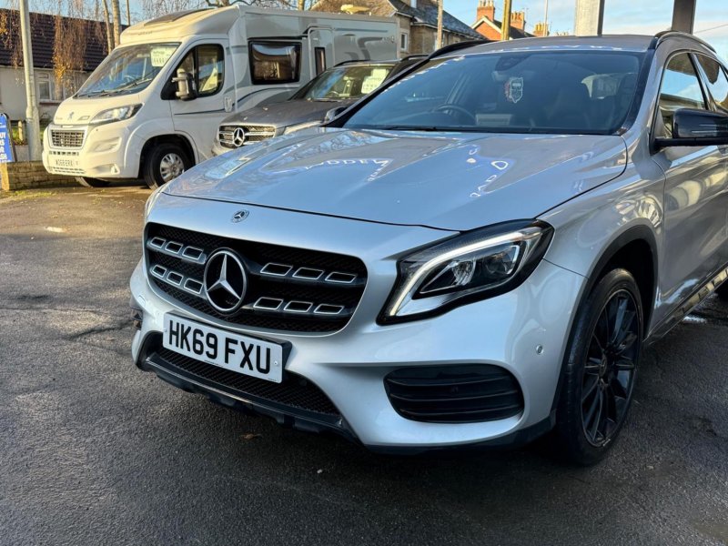MERCEDES-BENZ GLA CLASS