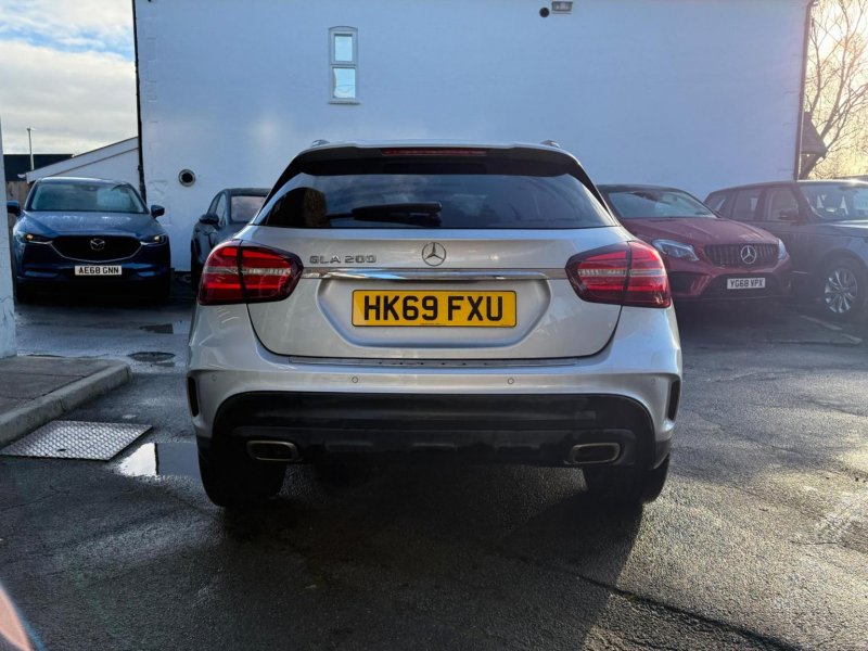MERCEDES-BENZ GLA CLASS