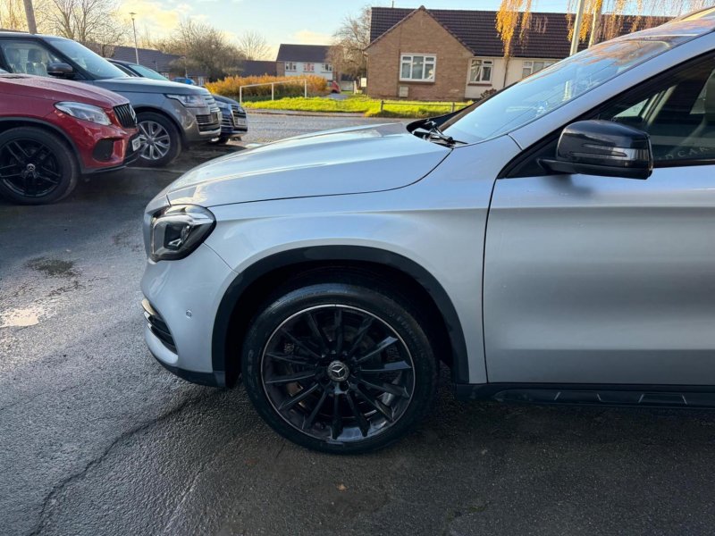 MERCEDES-BENZ GLA CLASS