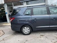 SSANGYONG TURISMO