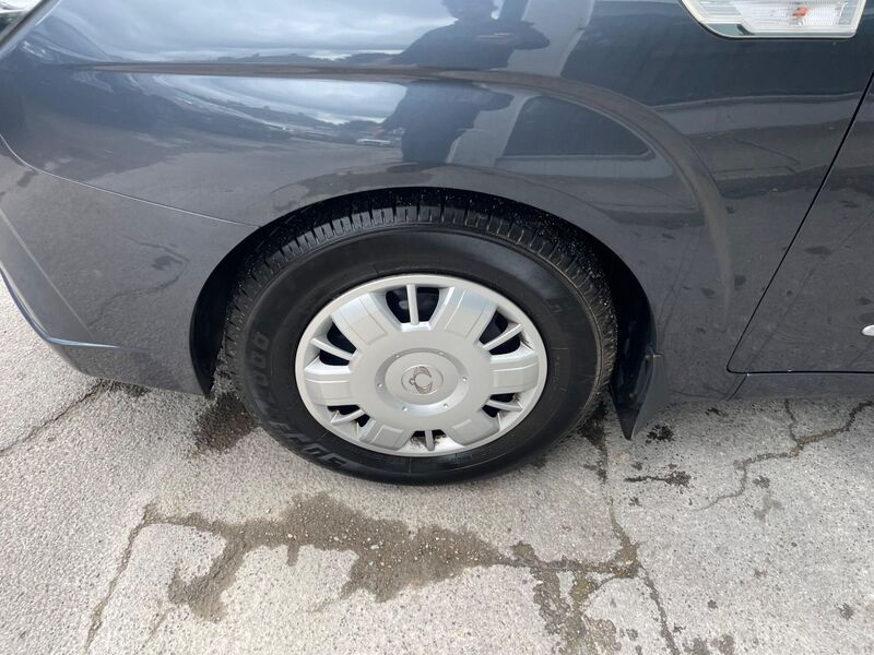 SSANGYONG TURISMO