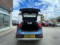 VOLVO V40 CROSS COUNTRY