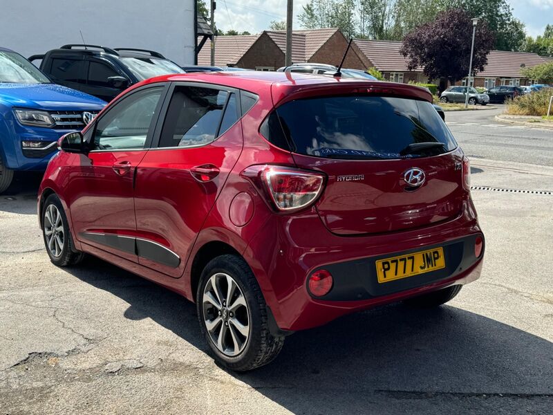 HYUNDAI I10