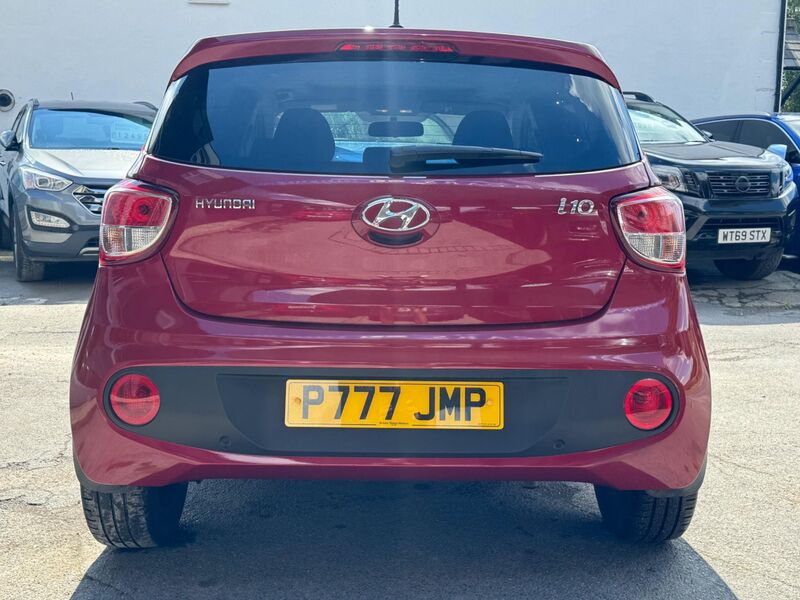 HYUNDAI I10