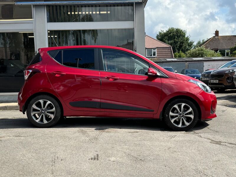 HYUNDAI I10