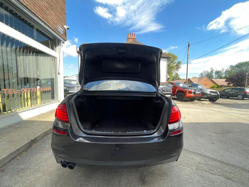 BMW 5 SERIES