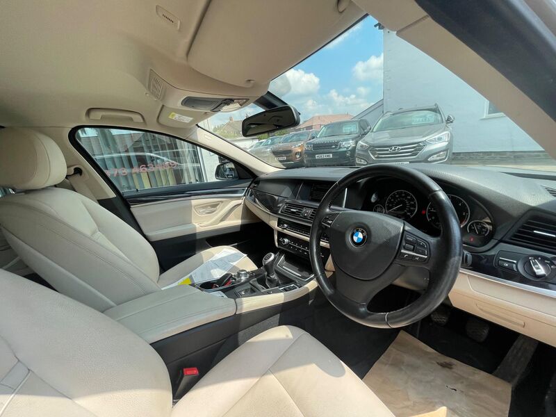 BMW 5 SERIES