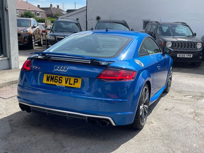 AUDI TTS