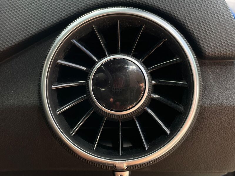 AUDI TTS