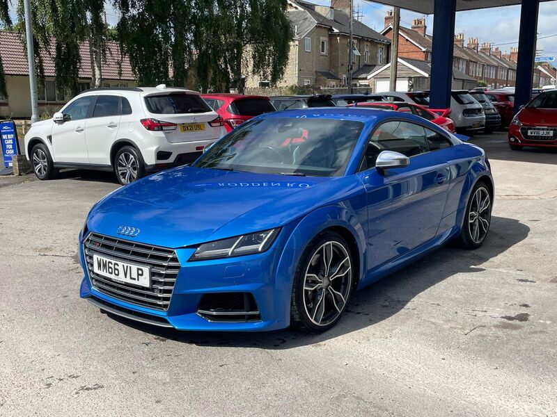 AUDI TTS