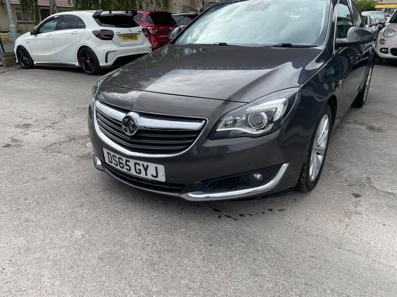 VAUXHALL INSIGNIA