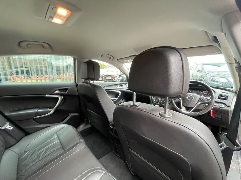 VAUXHALL INSIGNIA