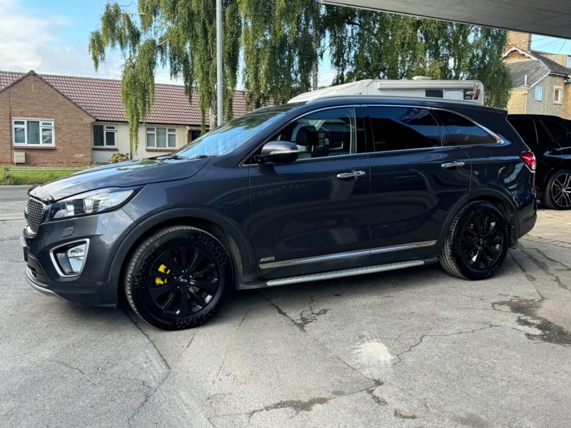 KIA SORENTO