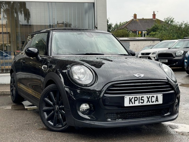 MINI HATCH