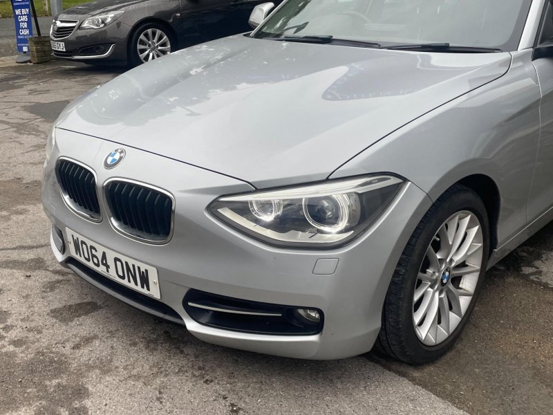 BMW 1 SERIES