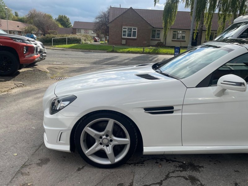 MERCEDES-BENZ SLK