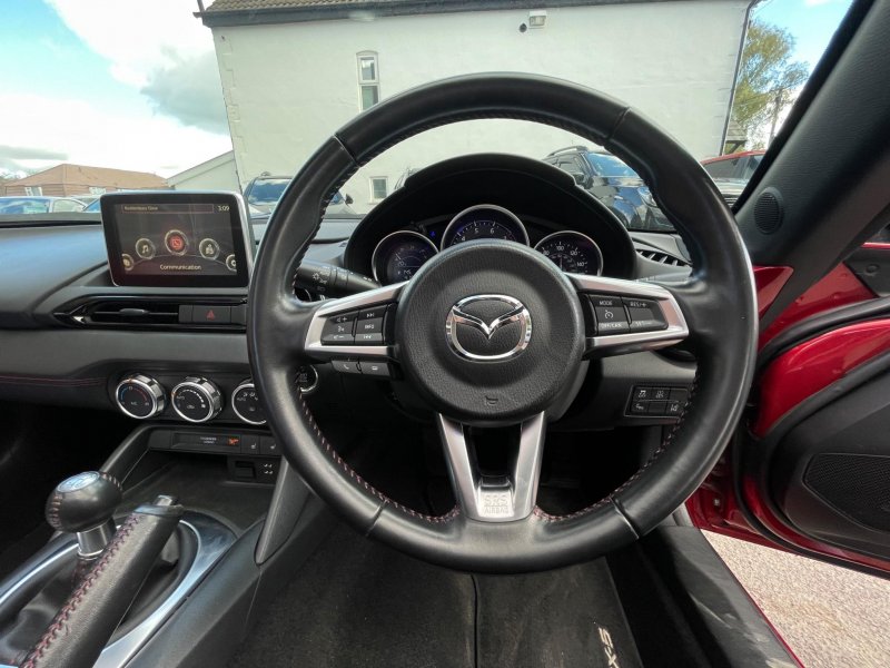 MAZDA MX-5
