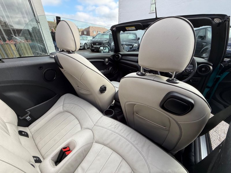 MINI CONVERTIBLE