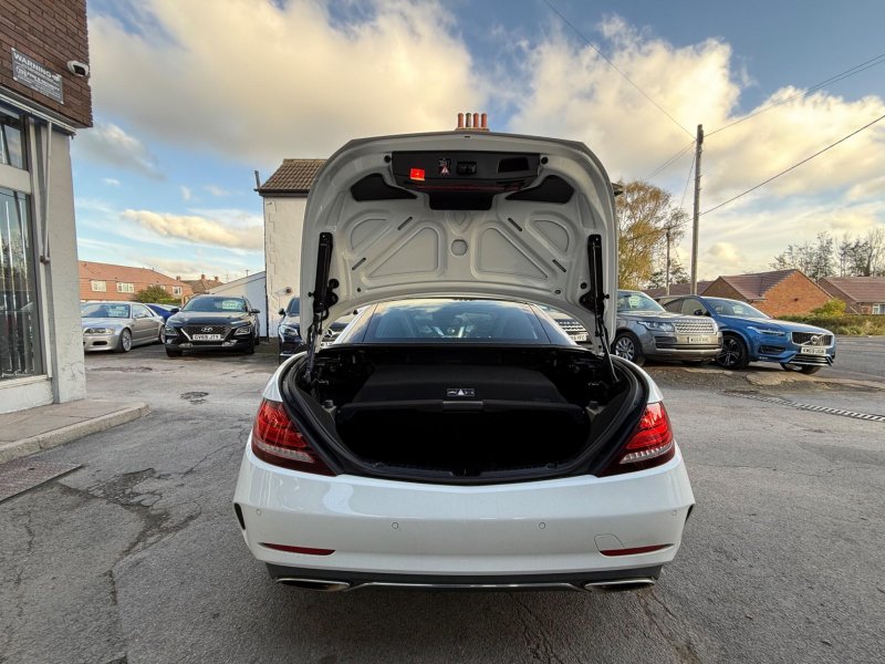MERCEDES-BENZ SLC