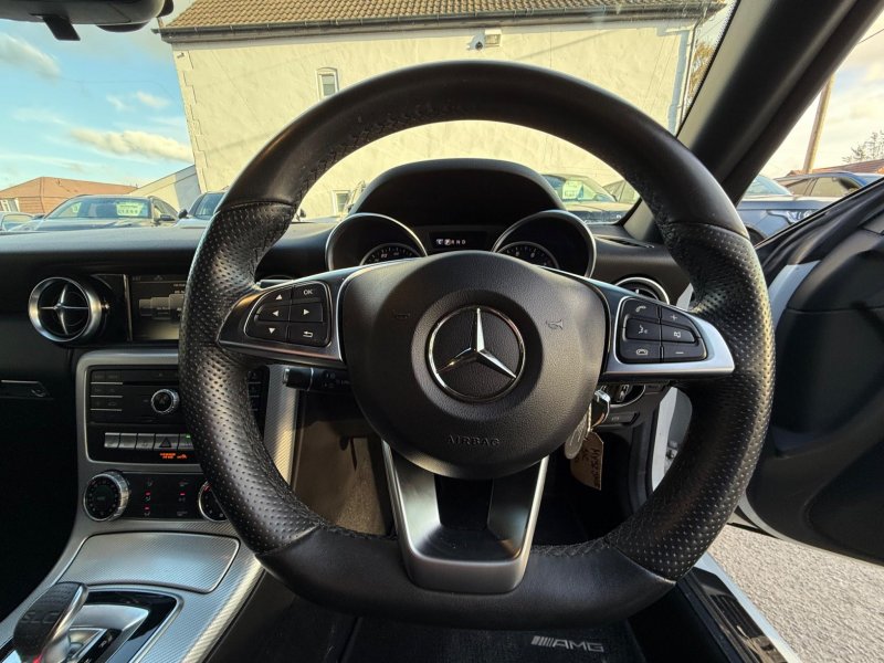 MERCEDES-BENZ SLC