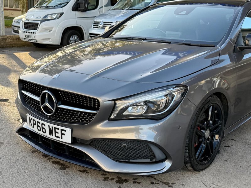MERCEDES-BENZ CLA