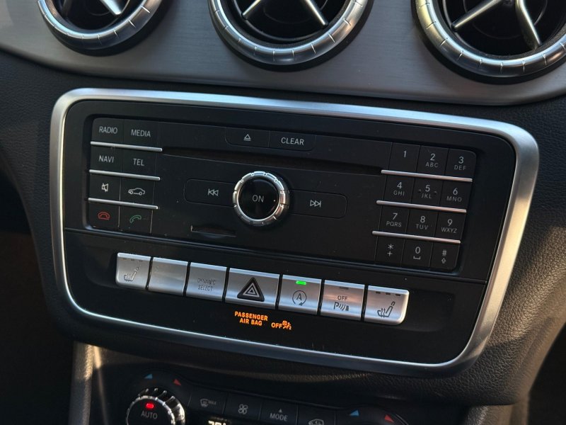 MERCEDES-BENZ CLA