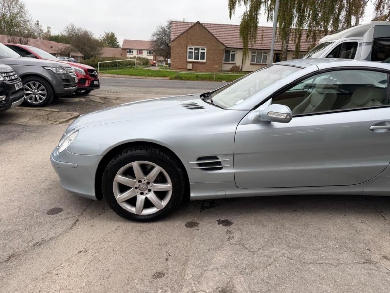 MERCEDES-BENZ SL