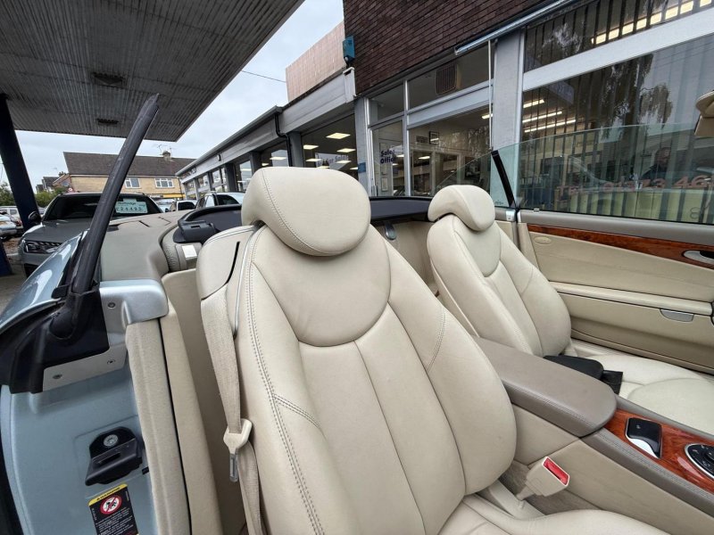 MERCEDES-BENZ SL