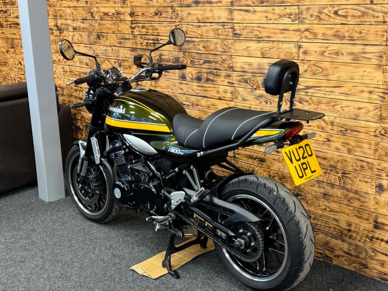 KAWASAKI Z900RS