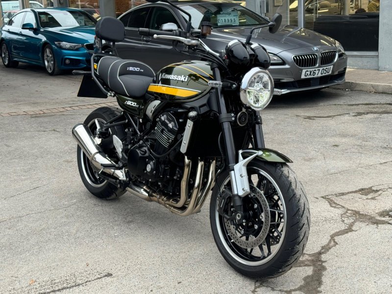 KAWASAKI Z900RS