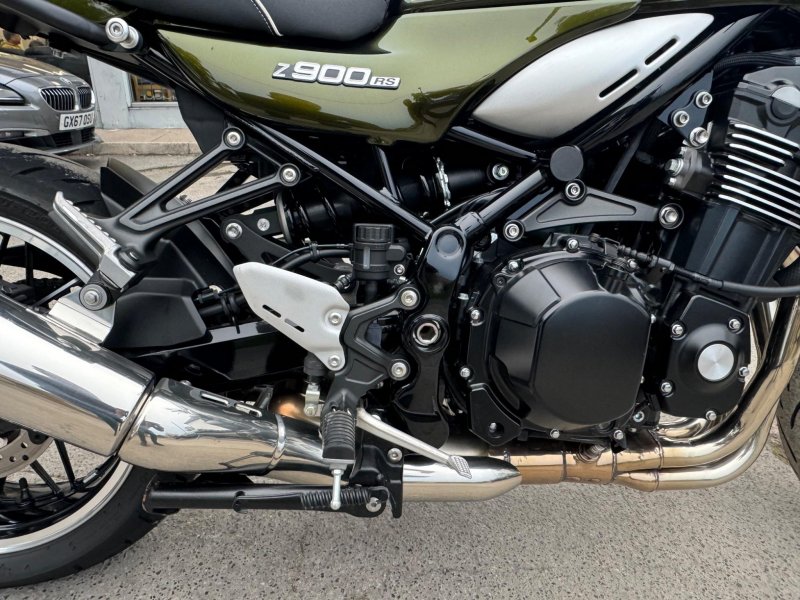 KAWASAKI Z900RS