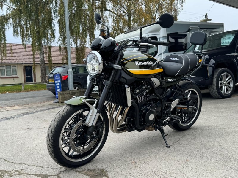 KAWASAKI Z900RS