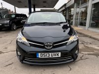 TOYOTA VERSO