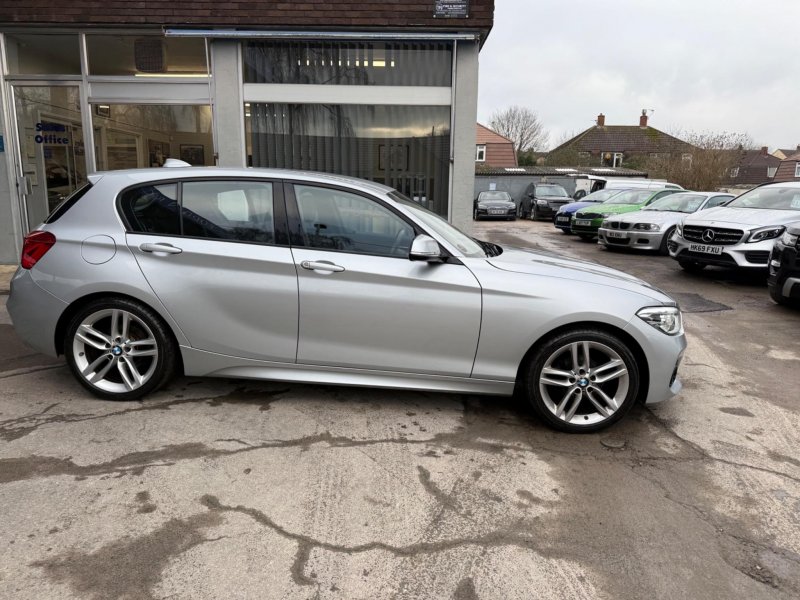 BMW 1 SERIES