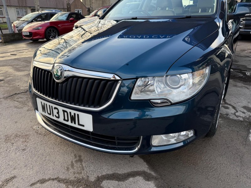 SKODA SUPERB