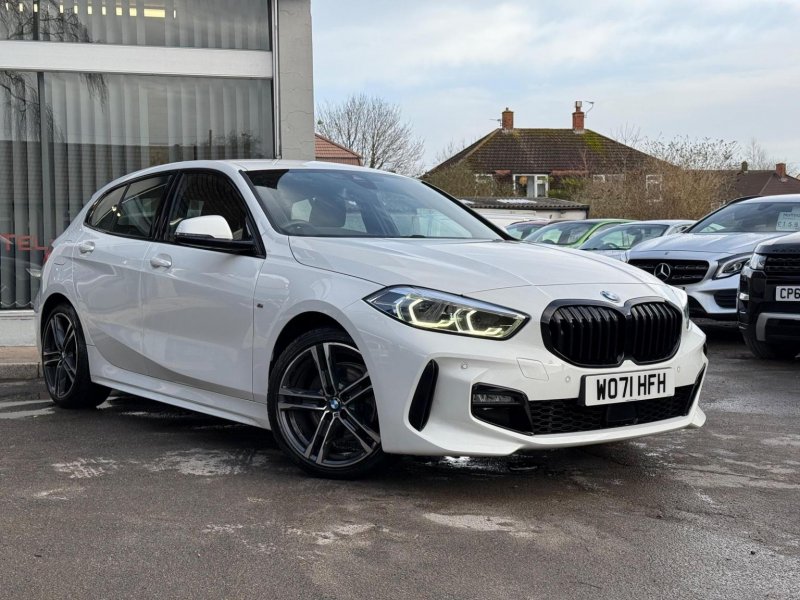 BMW 1 SERIES