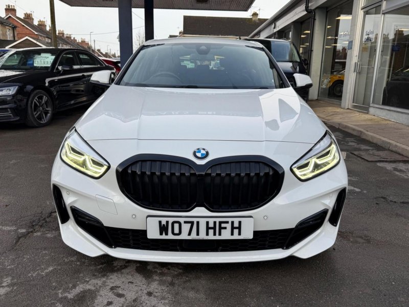 BMW 1 SERIES