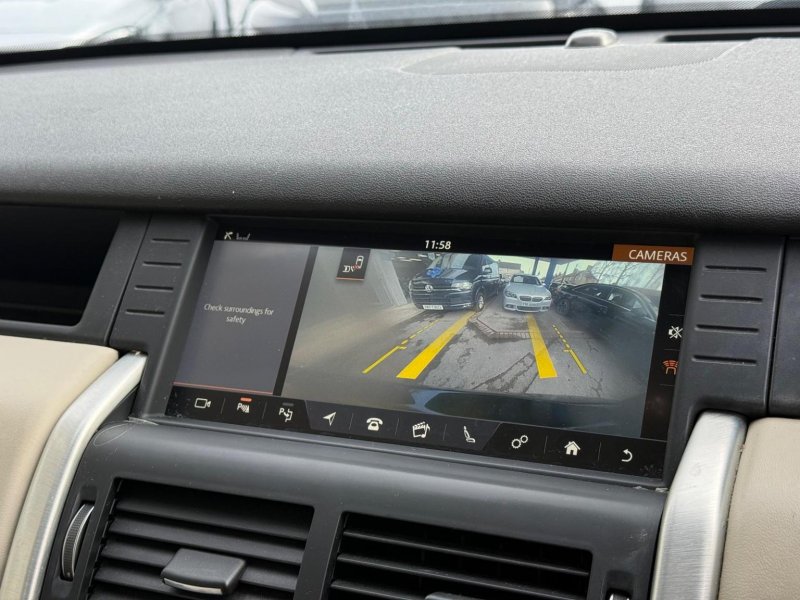 LAND ROVER DISCOVERY SPORT