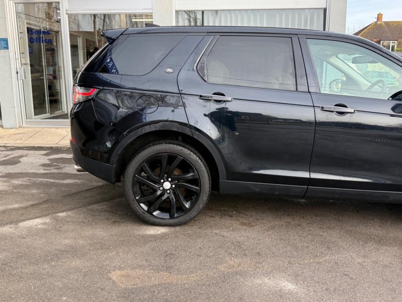 LAND ROVER DISCOVERY SPORT