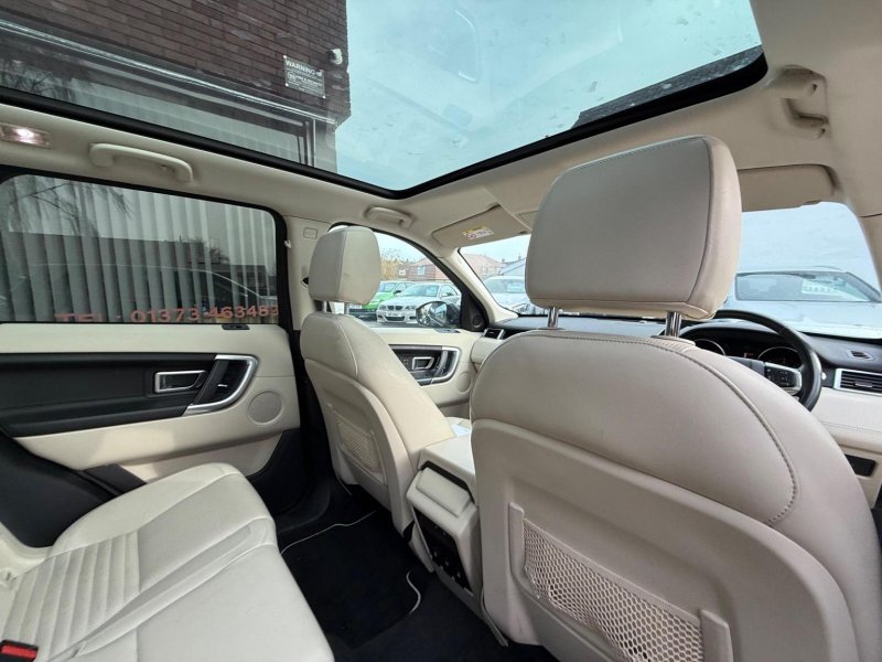 LAND ROVER DISCOVERY SPORT
