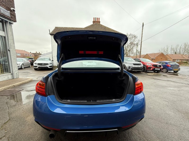 BMW 4 SERIES