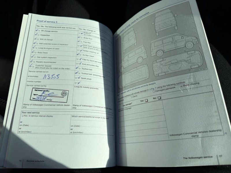 VOLKSWAGEN TRANSPORTER