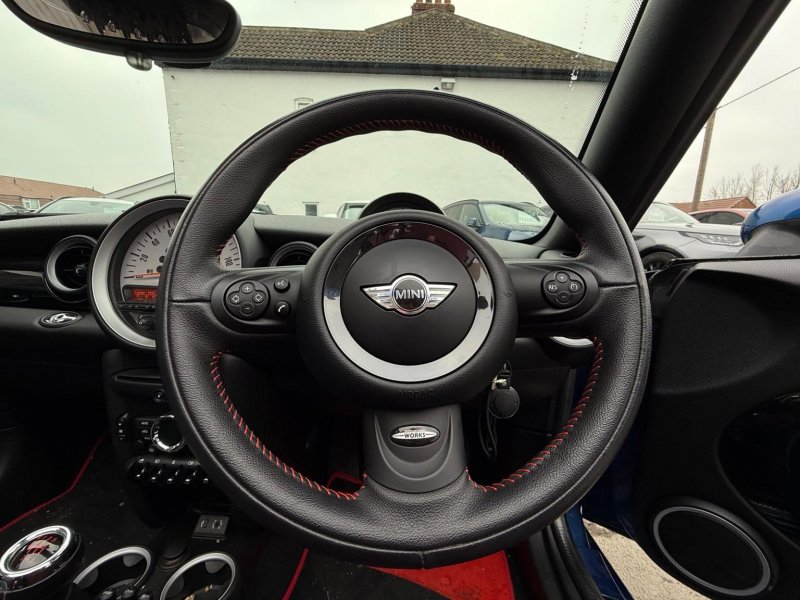 MINI ROADSTER