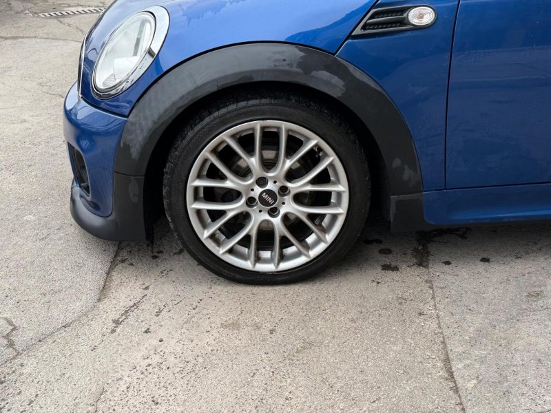 MINI ROADSTER